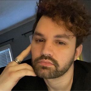 Meet your Posher, Zach